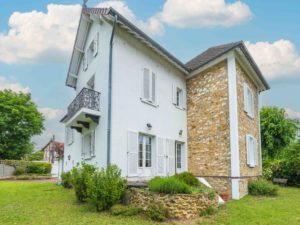 Maison à vendre à Beauchamp (95) – maison de caractère de 161 m²